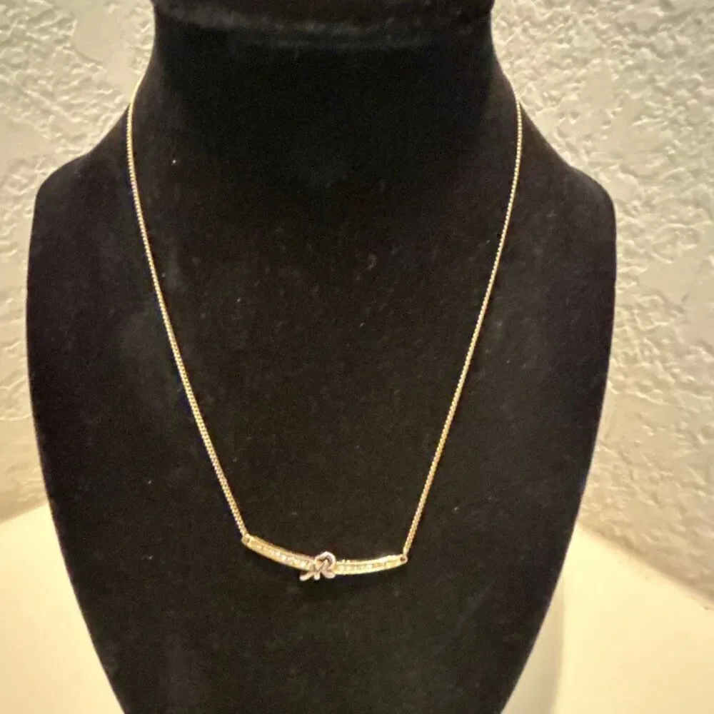 Nina Ricci Gold Plated Logo Tag Chain Necklace 14” Short Luxury Simple